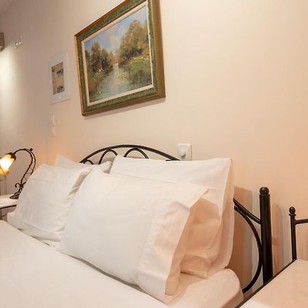Acropolis Metro St.3 Bedrοοms 6 Persons Maisonette Атина Екстериор снимка