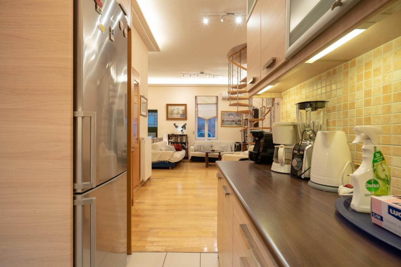 Acropolis Metro St.3 Bedrοοms 6 Persons Maisonette Атина Екстериор снимка
