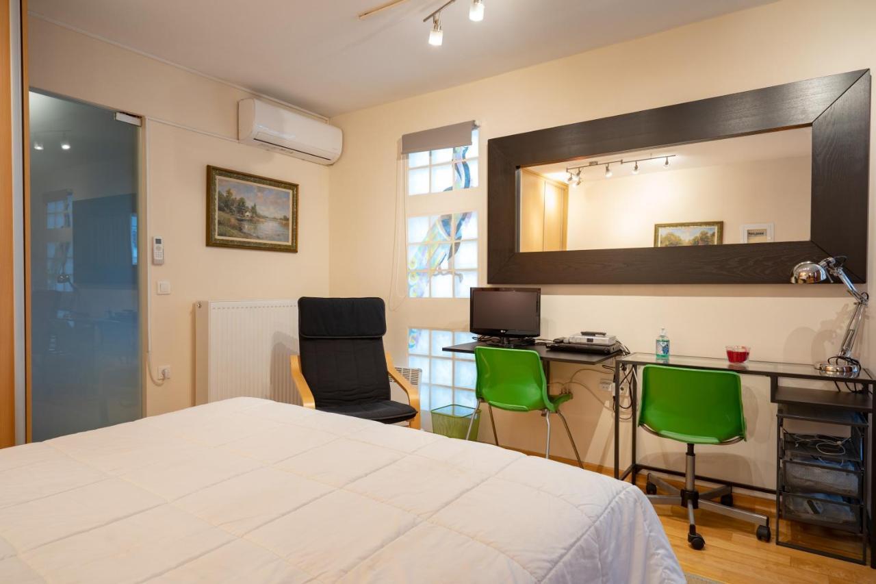 Acropolis Metro St.3 Bedrοοms 6 Persons Maisonette Атина Екстериор снимка