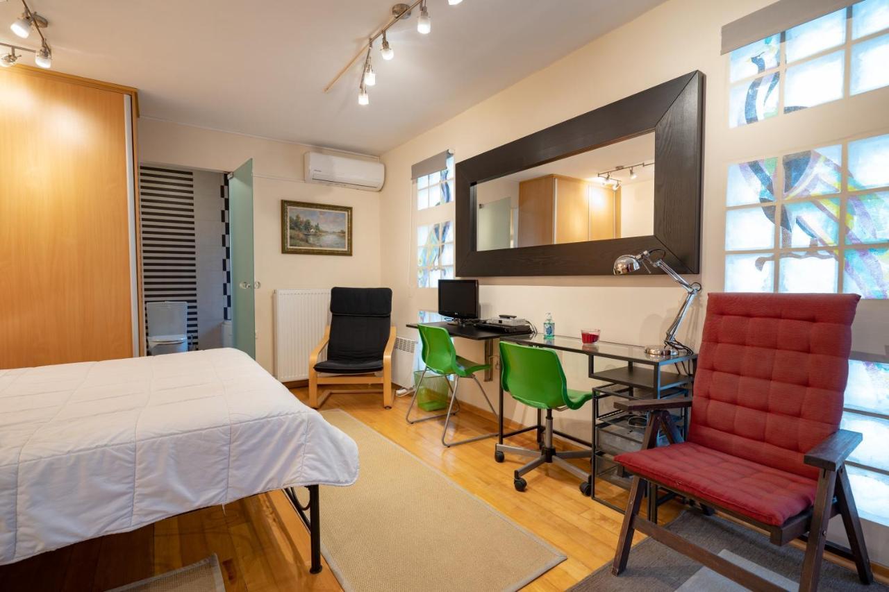 Acropolis Metro St.3 Bedrοοms 6 Persons Maisonette Атина Екстериор снимка